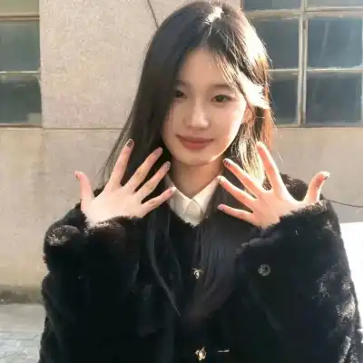向琨瑶 向琨瑶
